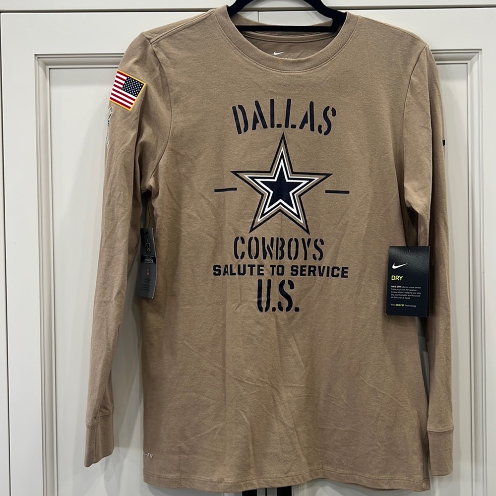 Nike Youth Large. Dallas Cowboys 2019 Salute To Service. Long sleeve T-Shirt NWT